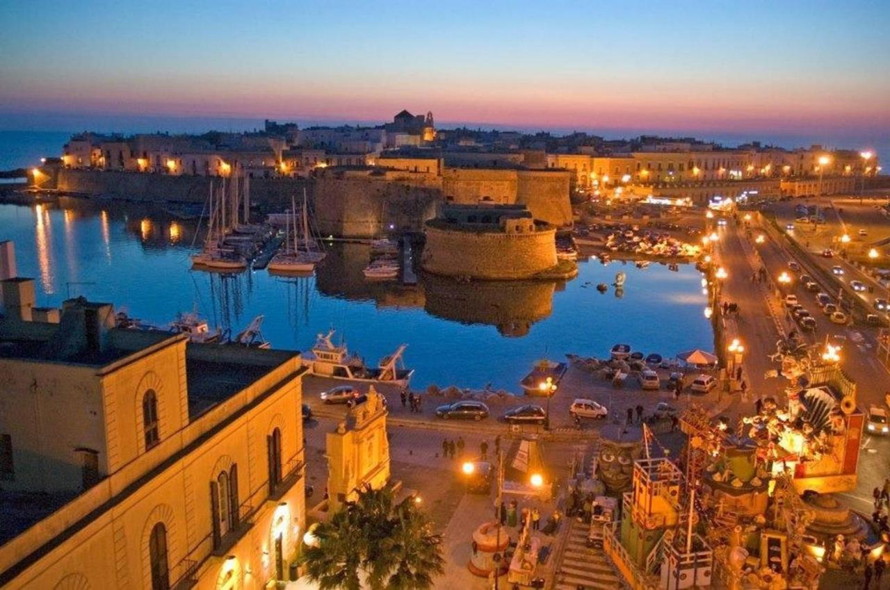 Minzoni Tony Gallipoli Exteriér fotografie